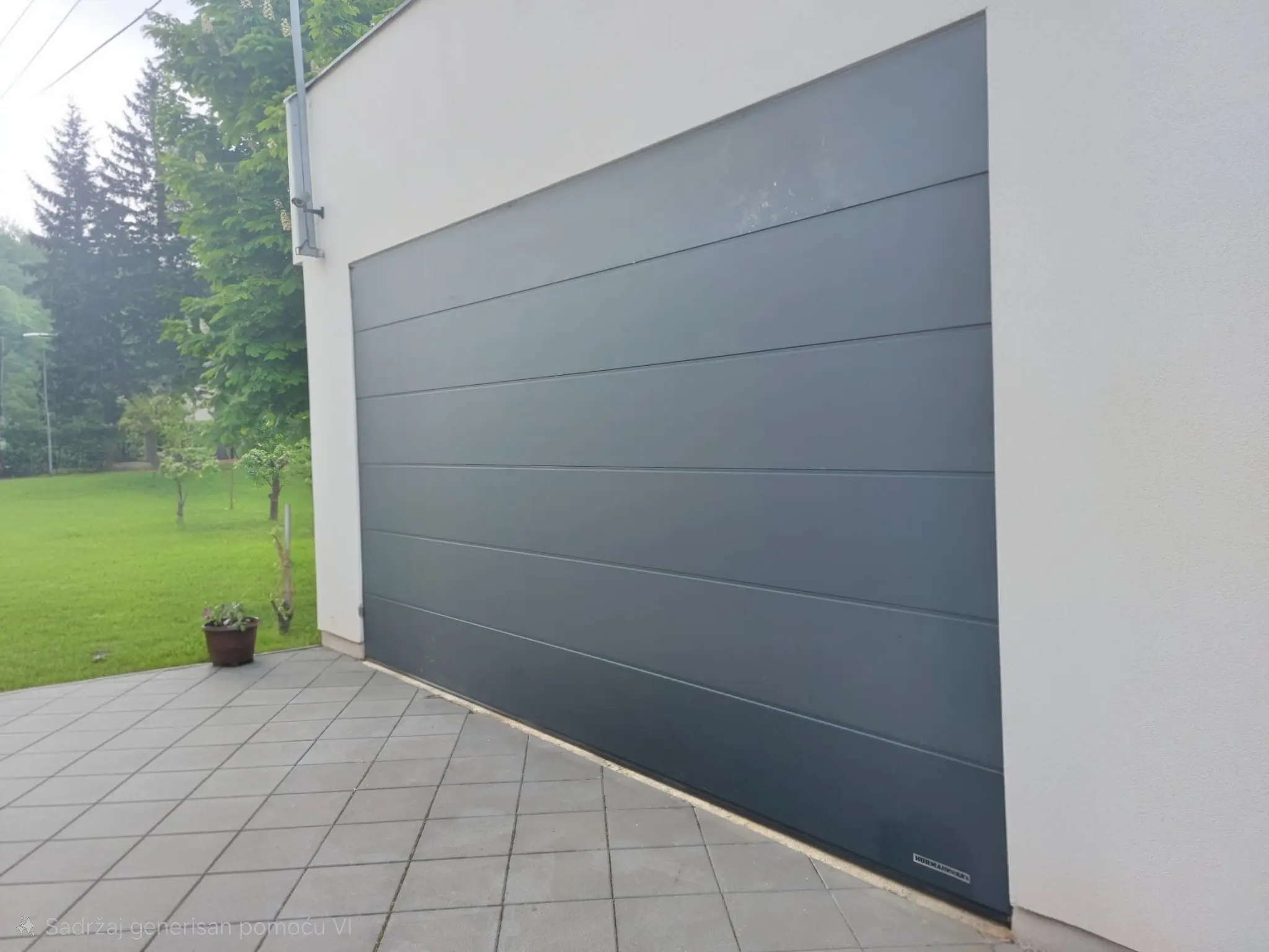 Segmentna garažna vrata Hörmann